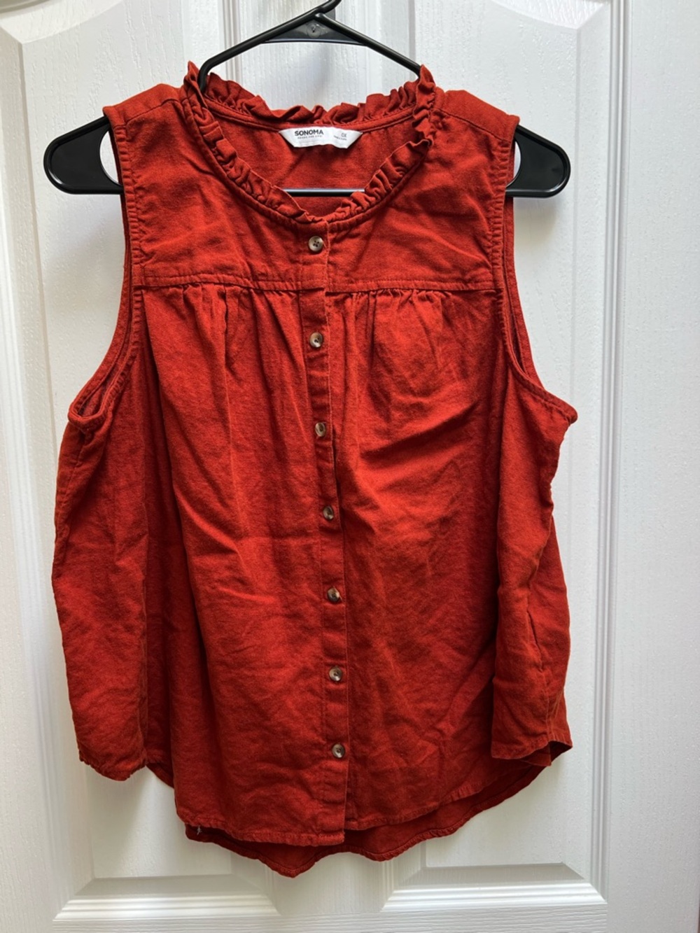 Sonoma Linen Women's Red Sleeveless Ruffle-Neck Button Front Top